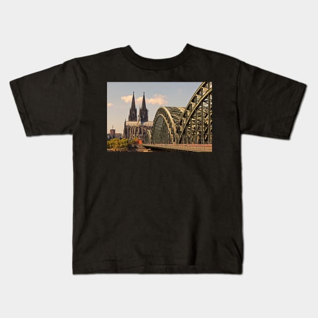 Köln Cathedral and Bridge Kids T-Shirt by Bierman9